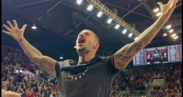 VIDÉO Basket Élite devant Tony Parker Matt Pokora jubile pour la