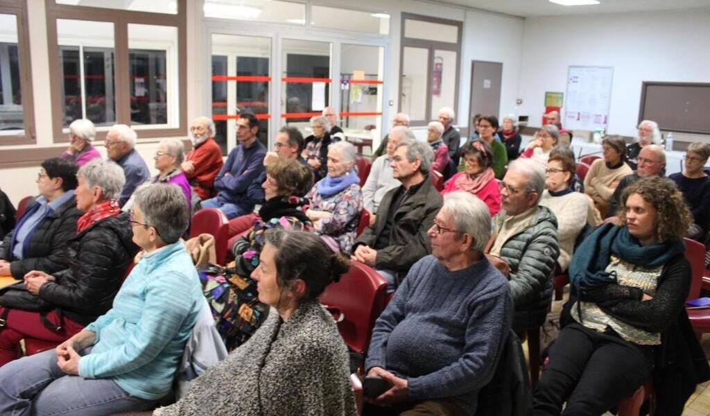 Fontenay le Comte Association 100 pour 1 grâce aux dons 7 familles