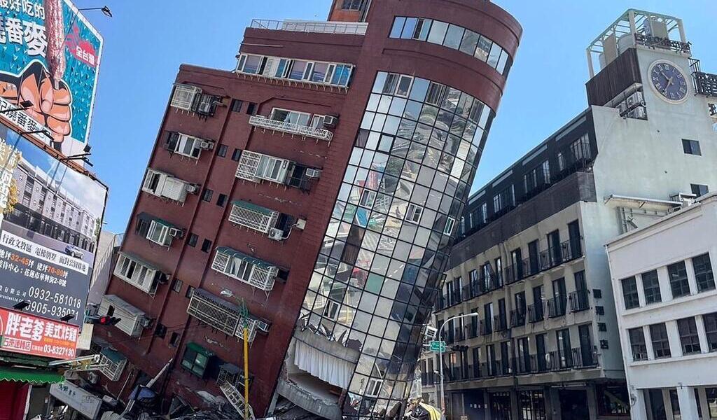 EN IMAGES Immeubles effondrés éboulements massifs Taïwan secouée par