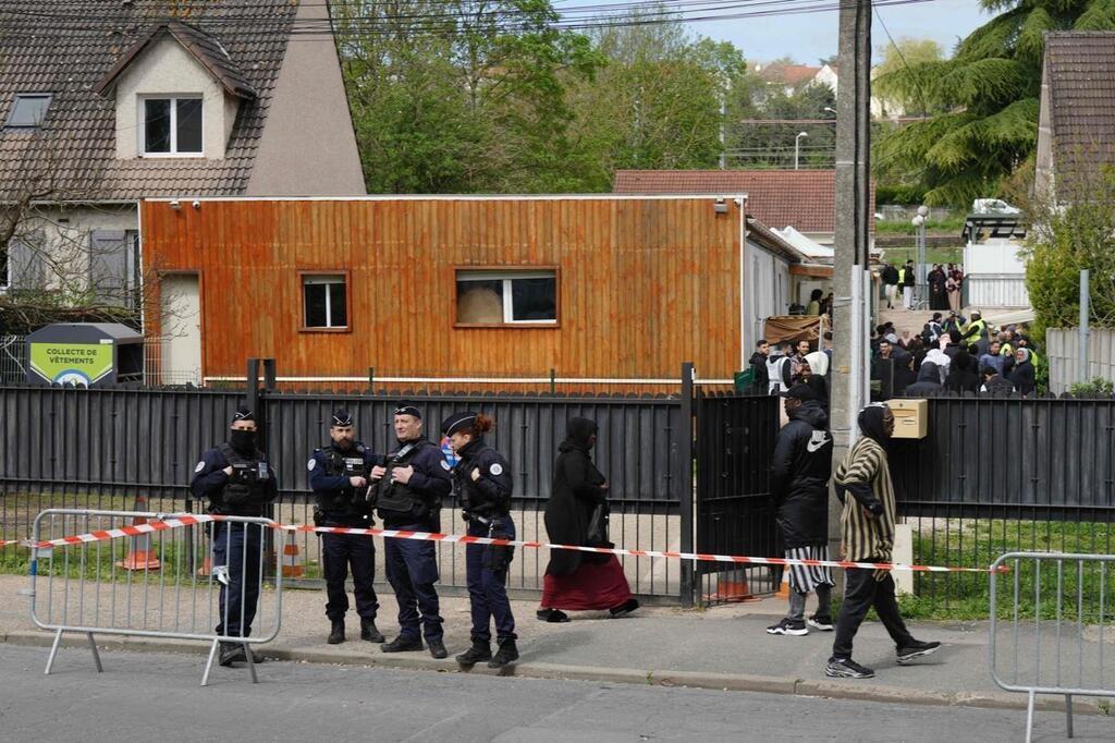 Mort de Shemseddine 15 ans à Viry Châtillon une marche blanche