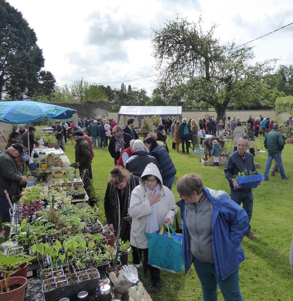 À Vrigny les amateurs de jardinage ont rendez vous avec la bourse aux