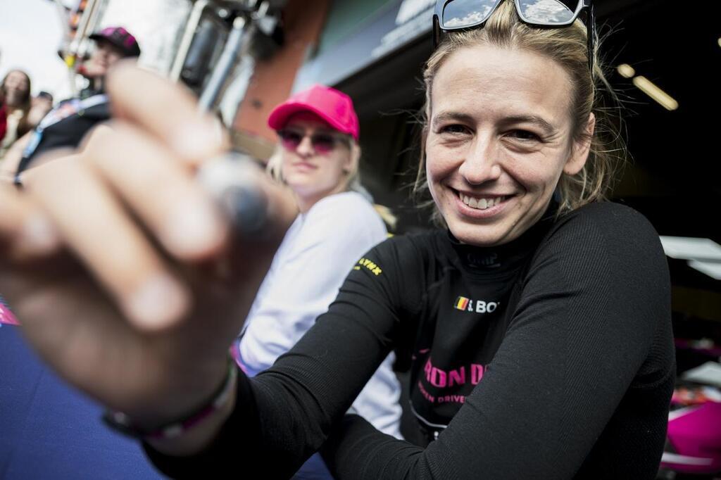 24 Heures du Mans Sarah Bovy lascension dune passionnée de sport