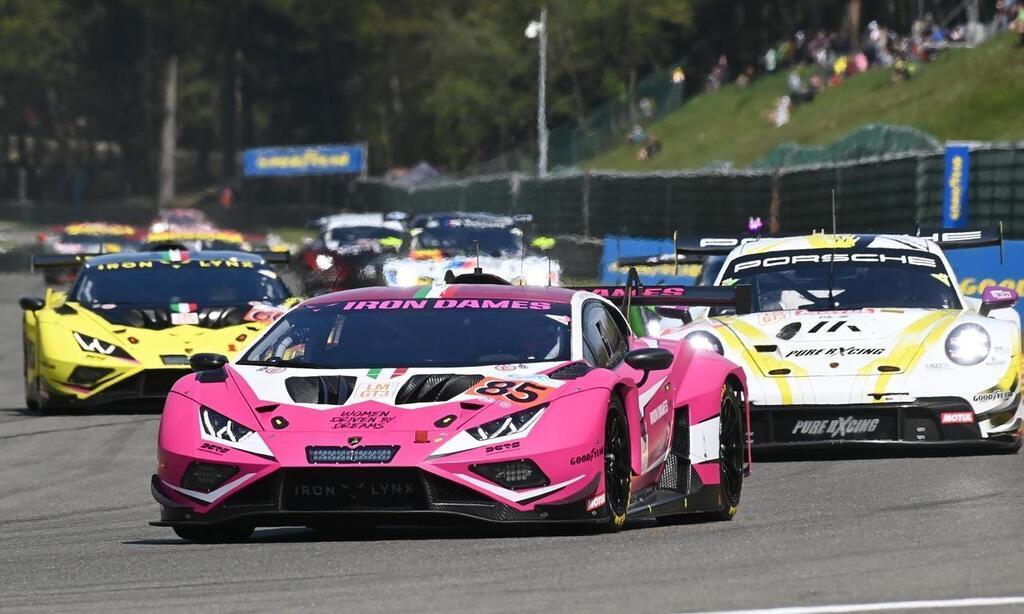 Heures Du Mans Sarah Bovy Lamborghini Plus Personne Ne Dit Qu