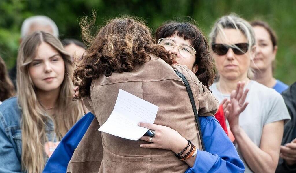 Hommage Alice Richard D C D E Ans Ses Proches Militent Pour