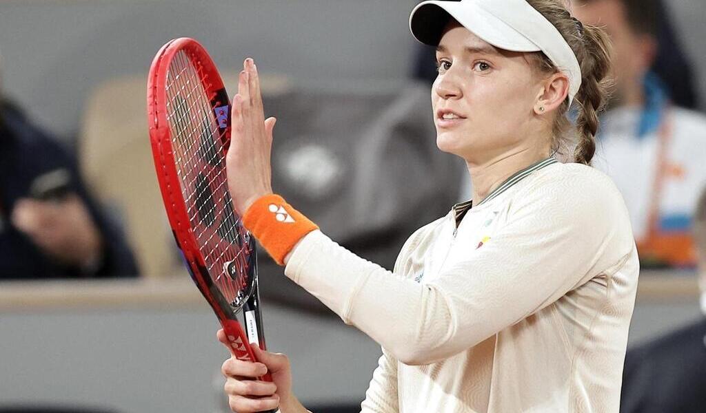 Roland Garros Elena Rybakina Dispose DElise Mertens En Deux Sets Et