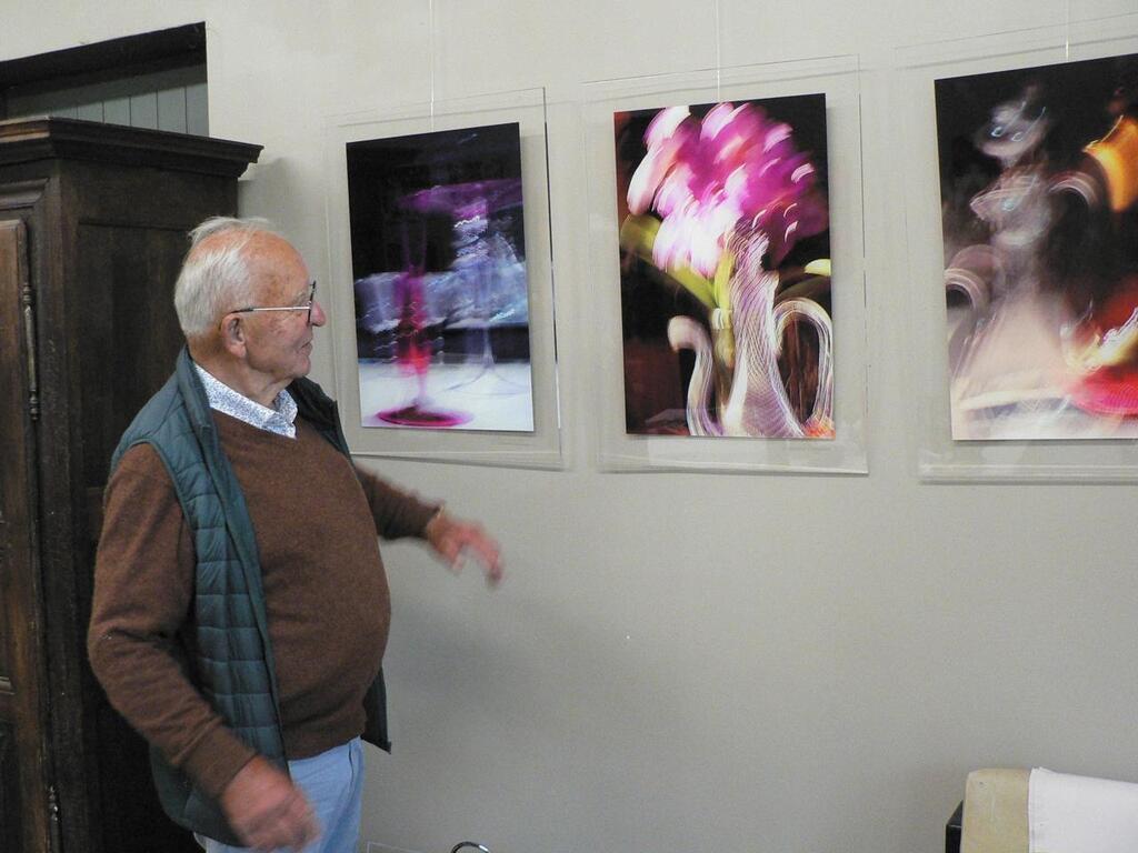 Maresch Cinq Artistes Exposent Dans Le Jardin Du Manoir De Crottay