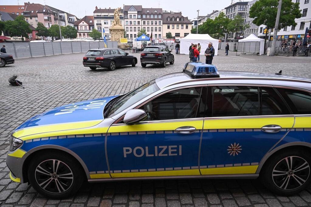 Attentat En Allemagne Le Policier Bless Dans Une Attaque Au Couteau