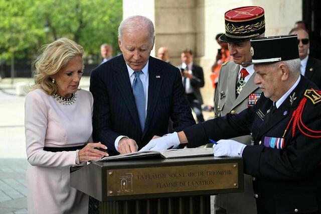 En Images Joe Biden A D But Sa Visite D Tat Paris Sous Larc De