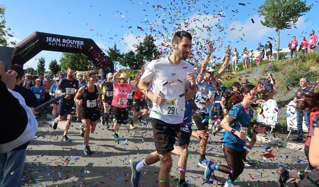 EN IMAGES Courir après lenvol bat un nouveau record pour les