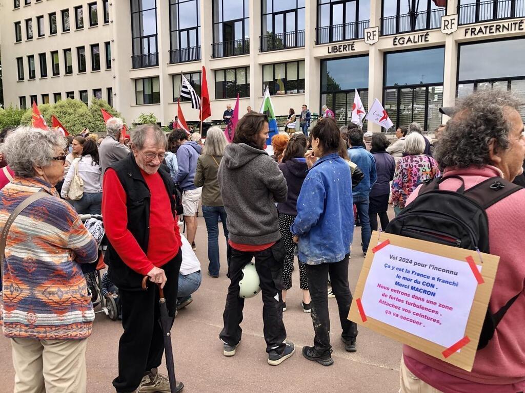 A Donne Un Peu Despoir Saint Nazaire Environ