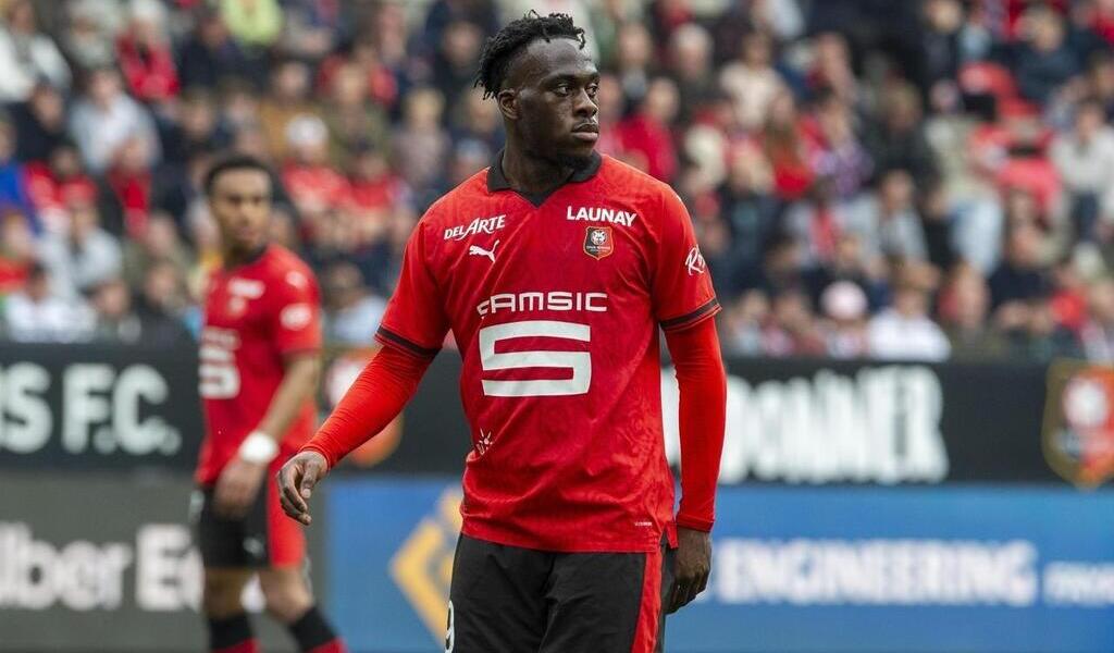 Stade Rennais Lyon Les Rouge Et Noir Sans Kalimuendo Pour Affronter