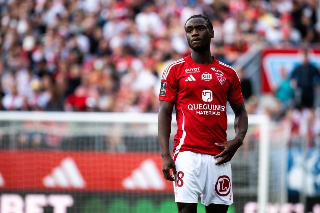 Stade Brestois Premi Re Pour Abdallah Sima Lees Melou Et Mbock