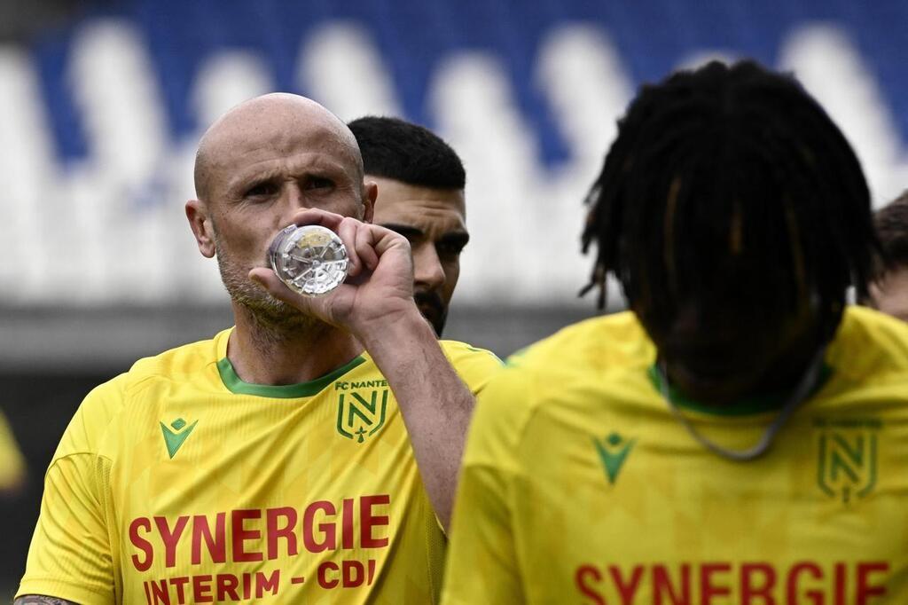 Fc Nantes Reims Nicolas Pallois Jeune Papa Mais Aussi Grand