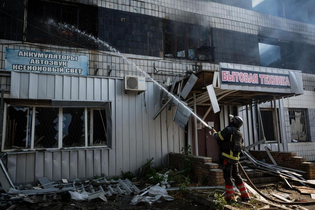 CARTE Guerre en Ukraine un terminal pétrolier en feu des Mirages