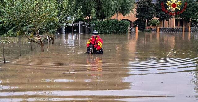 EN IMAGES LItalie sous les eaux après de fortes pluies un mort et de