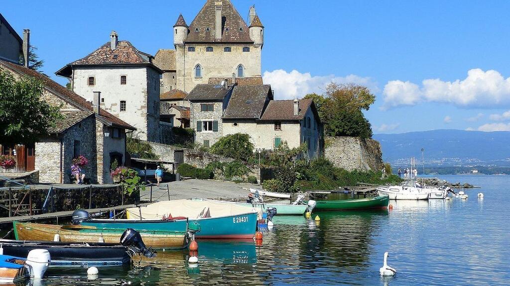 Surnommée la perle du Léman cette cité médiévale est un des plus