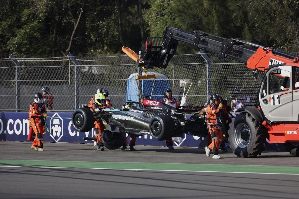 Vid O F George Russell Dans Le Mur Carlos Sainz Le Plus Rapide Des