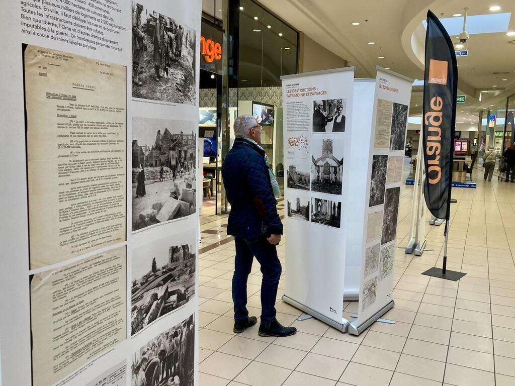 Le 80e anniversaire de la Libération exposé au centre commercial