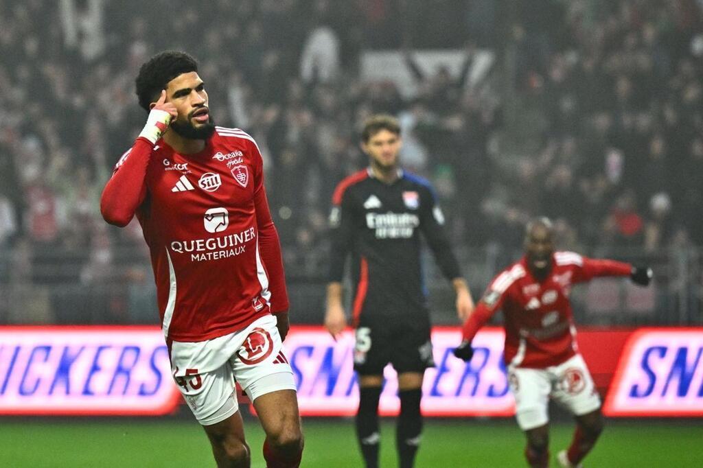 Vid O Stade Brestois Olympique Lyonnais Camara Lancien