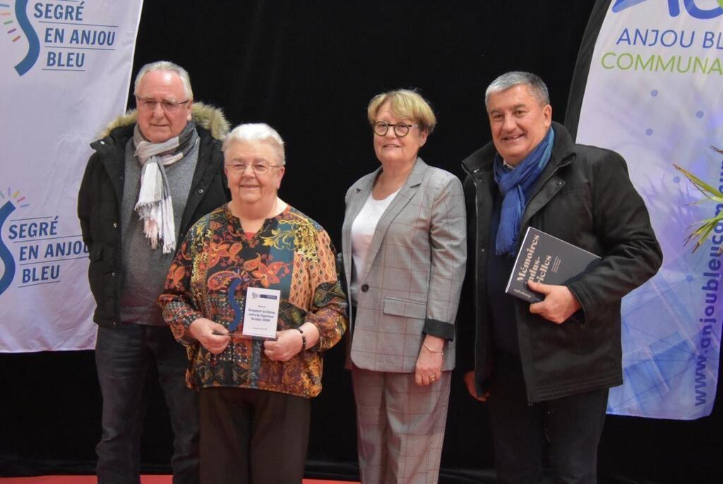 Cérémonie des vœux trois talents du Segréen reçoivent un trophée