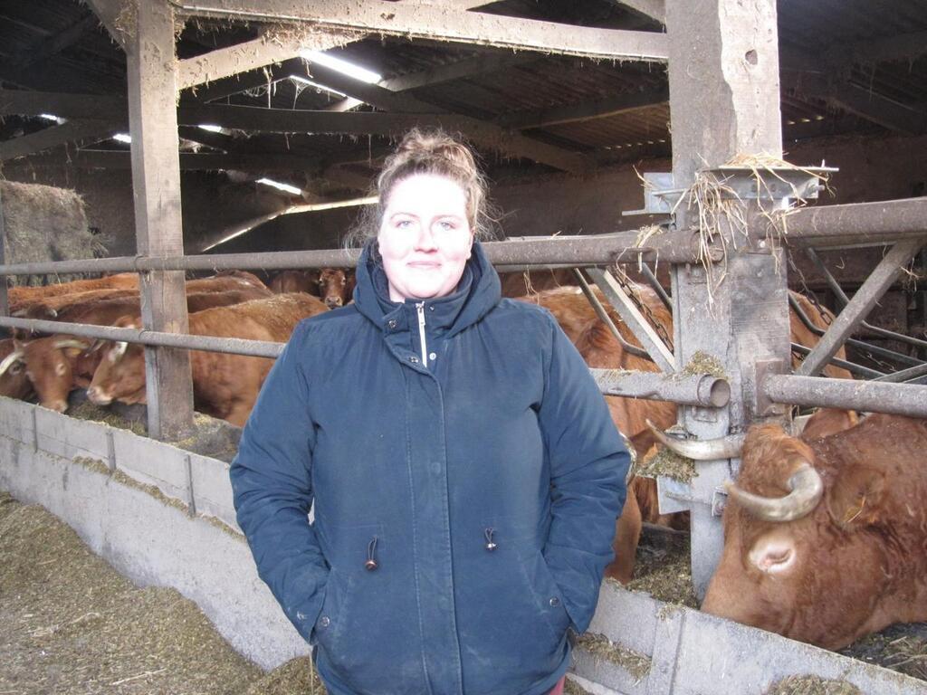 Ans Elle Est La Seule Femme La T Te Dune Entreprise Agricole