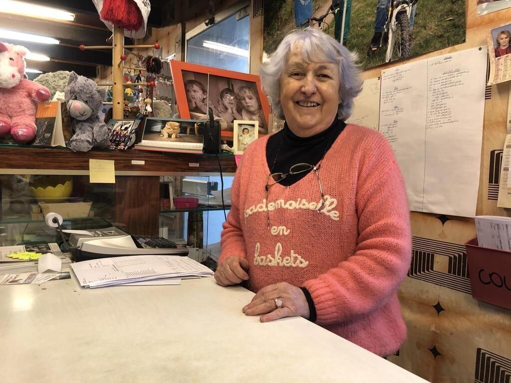 Rendre service depuis 60 ans Éliane tient une épicerie de