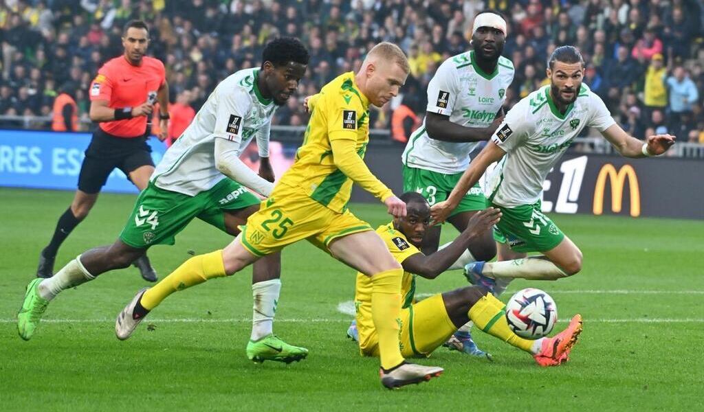 FC Nantes Lyon Un Revenant Dans Le Onze Nantais Les Compos