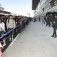 photo diaporama sorties grand prix de france moto: le public à l'assaut de la pit-lane 242316