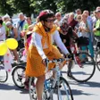 photo diaporama sorties semaine fédérale à mortagne. des cyclotouristes costumés pour défiler 312247