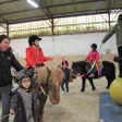 photo diaporama sorties en images. un stage pour s’essayer à l’art du cirque à dos de poney 316416