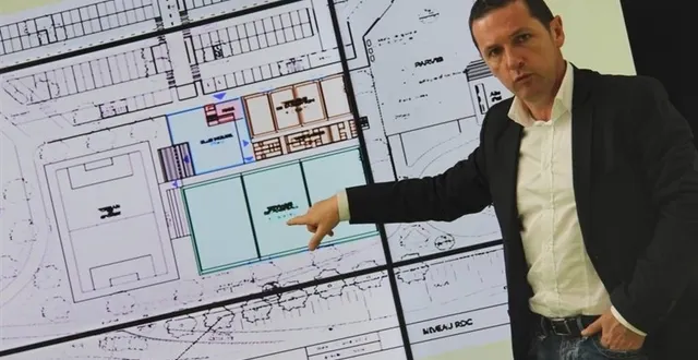 photo thierry cariou, directeur d’oxylane village des ponts-de-cé, table sur un développement rapide du parc d’activités. &copy; ouest-france