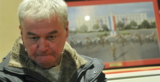 photo didier blaize, père du sergent alexandre, décédé en mars dernier : « j’ai mis quatre mois avant de pouvoir remonter dans sa chambre. » &copy; photo « le maine libre » - denis lambert