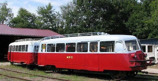 photo les fameux autocars sur rails verney de la transvap.