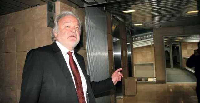 photo henri legarda, président du club à la sortie de l'audience ce mardi matin.