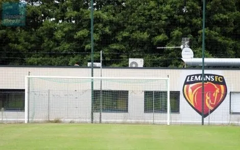 photo la fédération française de football a tranché : le mans fc jouera en dh cette saison. &copy; photo 