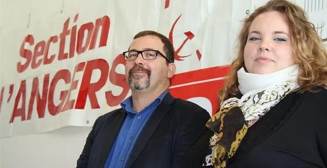 photo alain pagano, le leader du pc dans le maine-et-loire et l’angevine sandrine poupet, hier à la fête de l’huma, à angers.