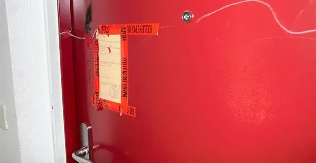 photo l’appartement, situé dans un immeuble du quartier des sablons, a été placé sous scellés. &copy; photo : ouest-france