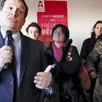 photo frédéric béatse (ps) a inauguré son premier local de campagne, samedi après-midi, dans le quartier belle-beille.