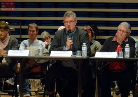 photo xavier argenton, maire de parthenay, président de la nouvelle communauté de communes parthenay-gâtine. &copy; photo le courrier de l'ouest