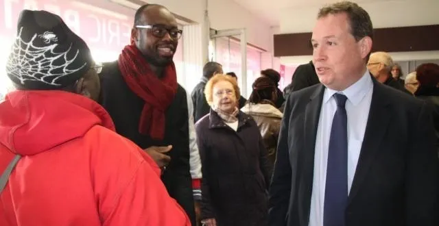photo frédéric béatse a ouvert un nouveau local de campagne pour être au plus près des angevins. &copy; ouest-france