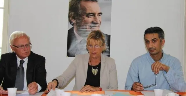 photo les militants angevins du modem avaient voté leur ralliement à christophe béchu voici deux mois déjà. &copy; jean-françois martin  archives