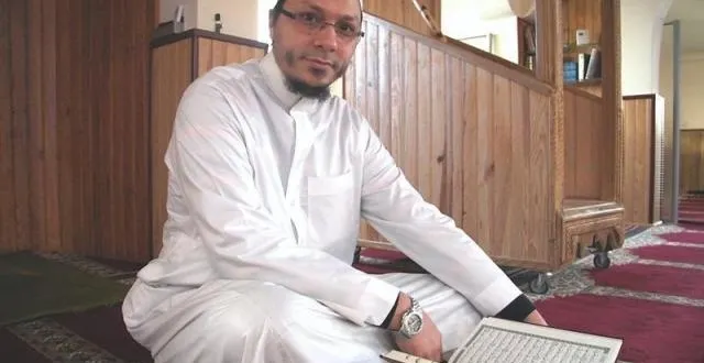 photo youssef mimouni puise dans le coran la source de messages éducatifs pour ses prêches. &copy; photo : ouest-france.