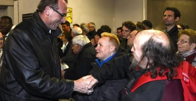 photo jean luc rotureau (divers gauche) arrive en 3e psoition &copy; franck dubray