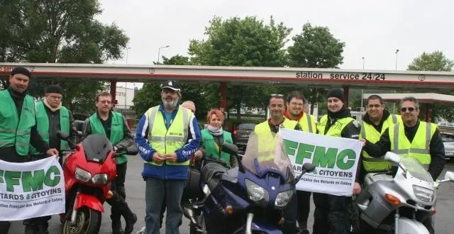photo les motards en colère se mobilisent &copy; renaud garnier