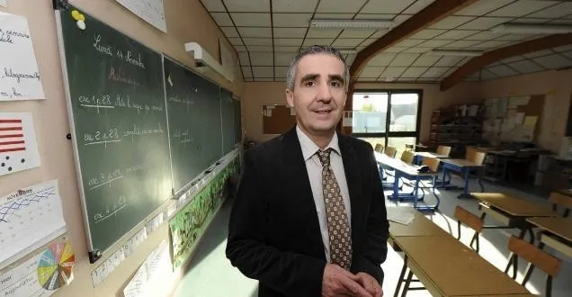 photo dominique dhumeaux, mènera une liste aux sénatoriales