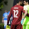 photo salvatore sirigu (à gauche) gardera le but italien ce soir après le forfait de l'habituel numéro 1 : gianluigi buffon.