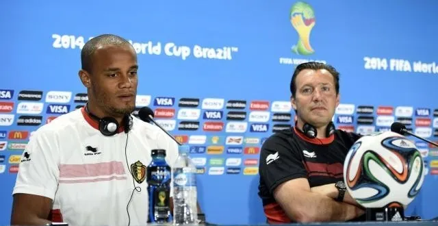 photo vincent kompany et son sélectionneur marc wilmots. &copy; afp