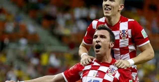 photo mandzukic s'est offert un doublé face au cameroun &copy; photo : epa