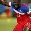 photo jozy altidore se tient la cuisse, après sa blessure face au ghana