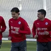 photo miiko albornoz (deuxième en partant de gauche), ici aux côtés de mauricio isla, charles aranguiz et marcelo diaz.